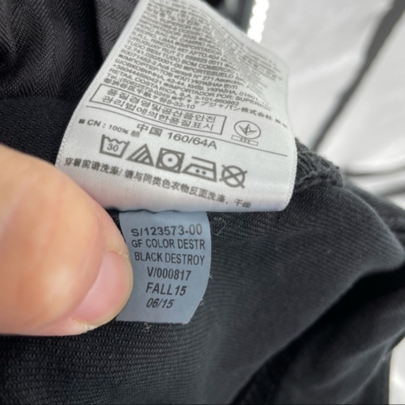 GAP‎ 1969 Distressed Destroyed Black Girlfriend jeans 25R - Picture 7 of 8